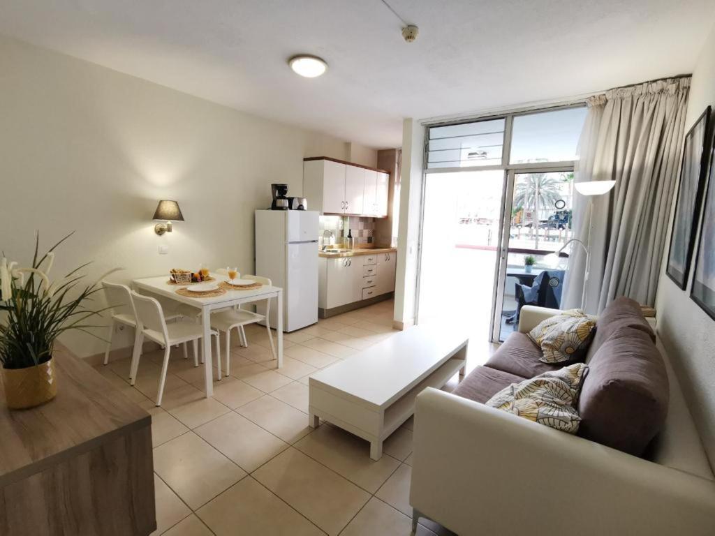 Cherry Top Cake Apartment プラヤ・デル・イングレス エクステリア 写真
