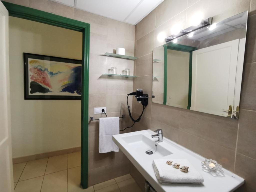 Cherry Top Cake Apartment プラヤ・デル・イングレス エクステリア 写真